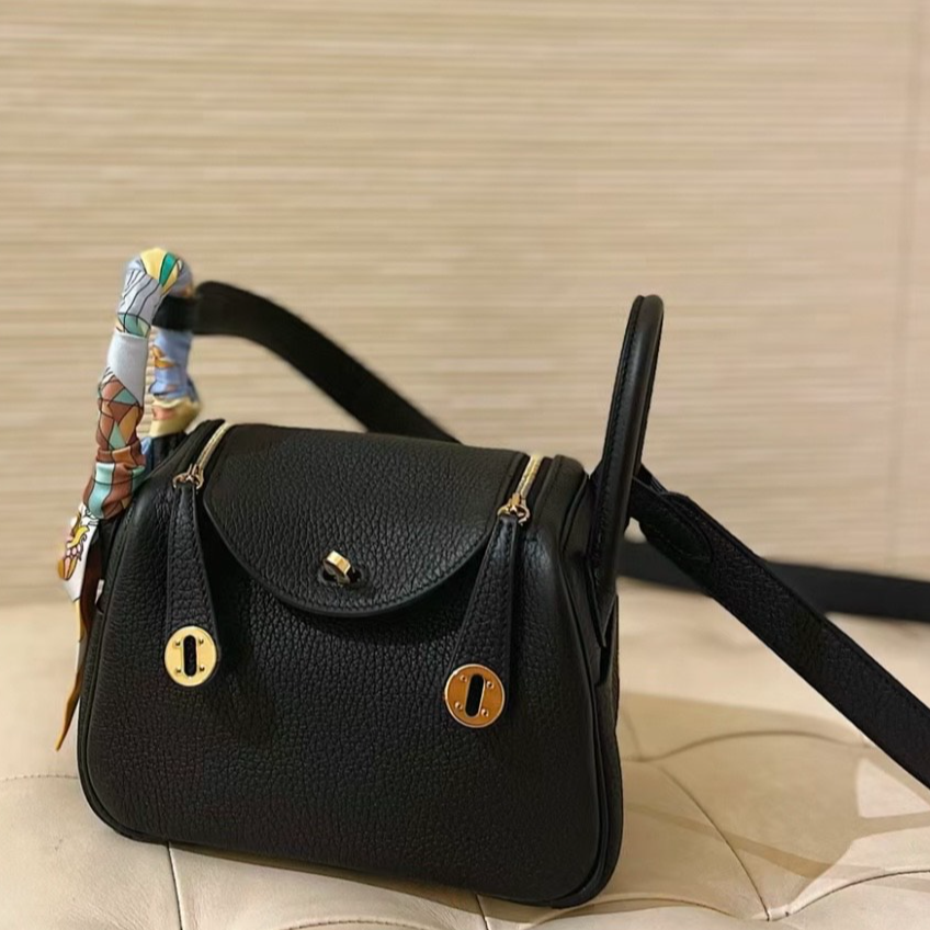 99新  拆单已-1500 小花6珊 Lindy Mini 89黑色 TC皮 D刻 金扣包