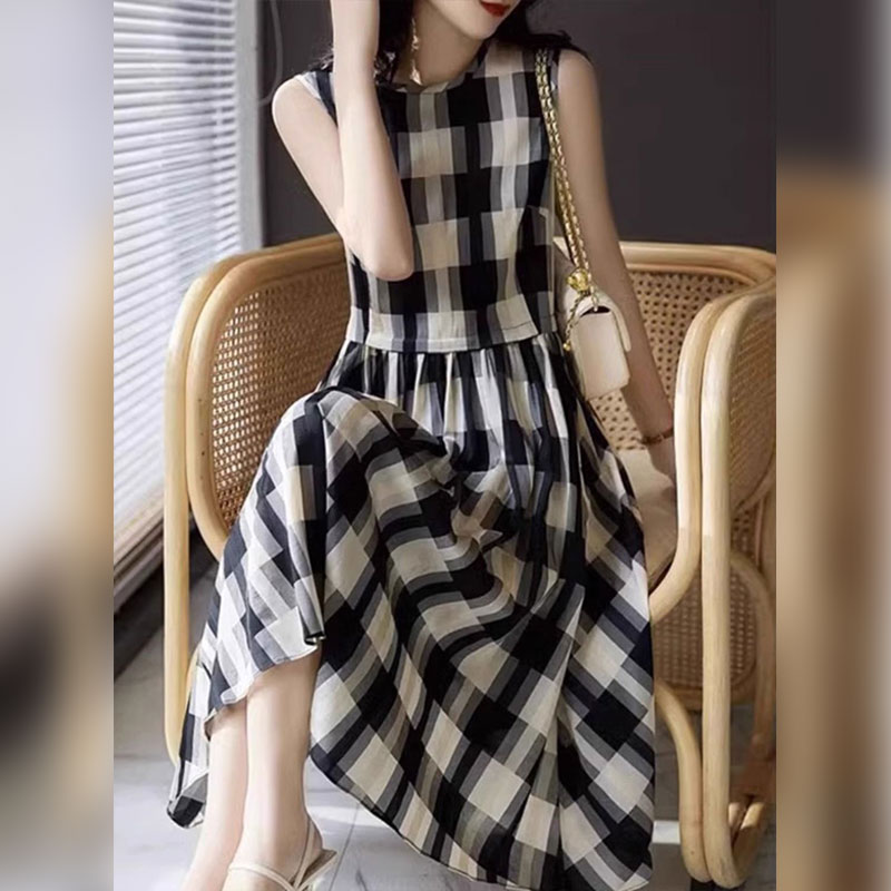 7186#格子连衣裙新款立体时尚腰线复古无袖格纹夏季收腰显瘦长裙