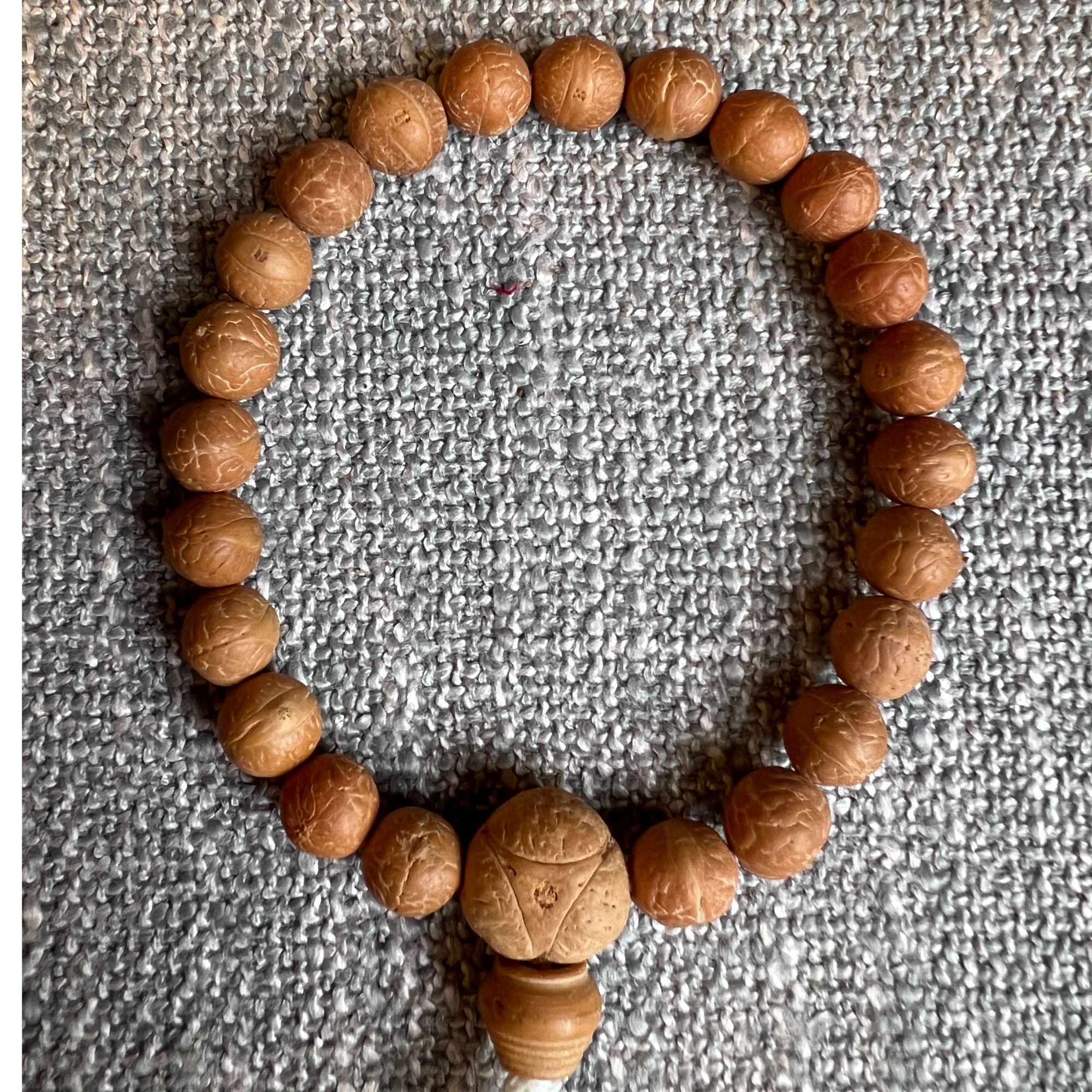 Y401精品原皮原色原桩凤眼菩提手持 手串