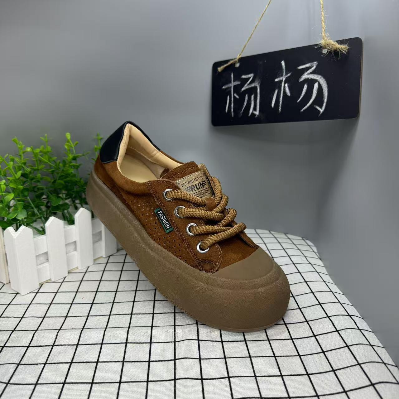 尺码偏小一码系带低帮大圆头女鞋复古平板鞋休闲鞋女鞋3716-1