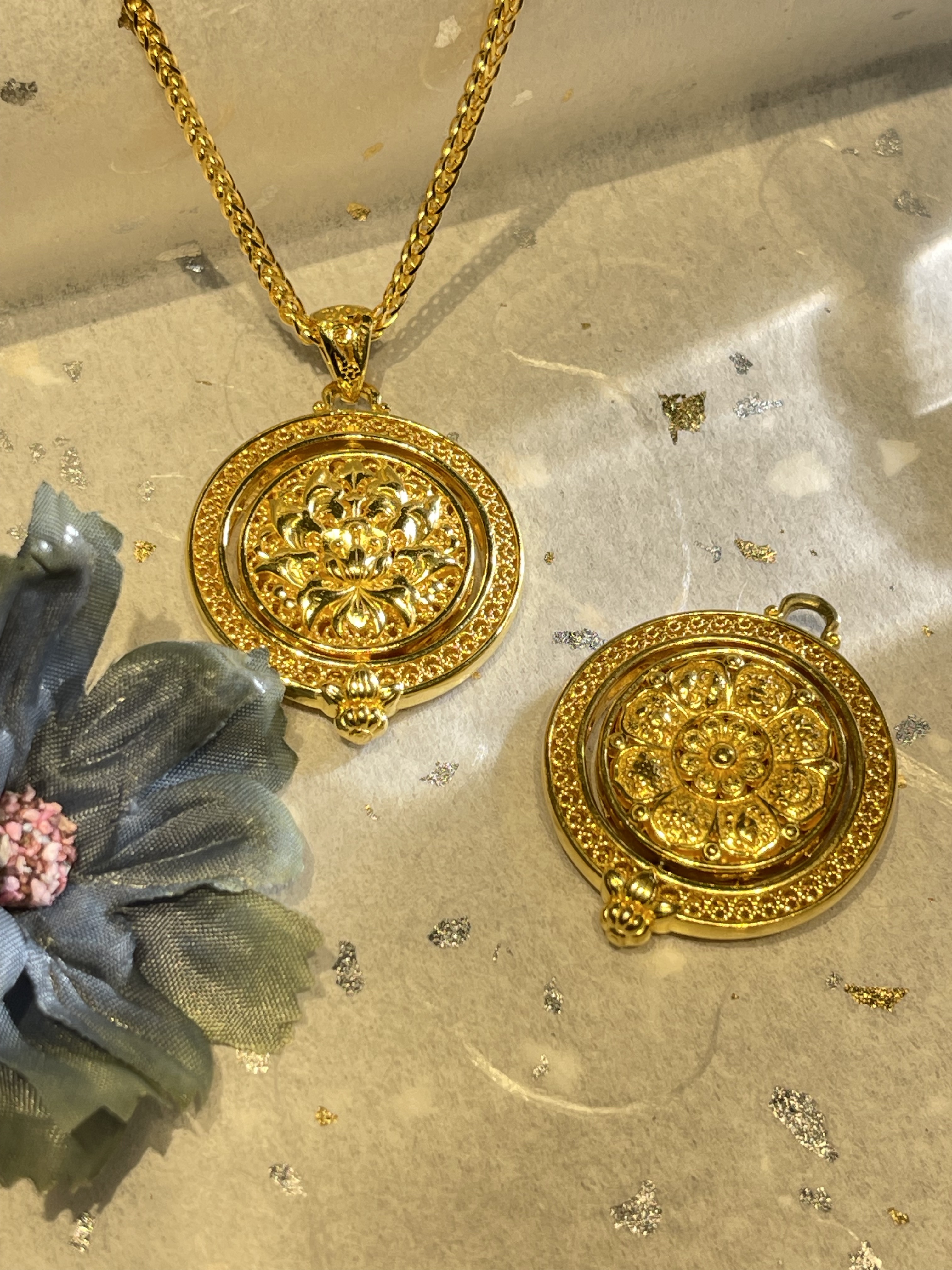 足银银制品 旋转双花绮梦 吊坠宫廷风挂坠女款日常百搭精致饰品