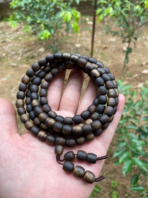 莺歌绿棋楠鼓珠多圈手串卡8保34克+