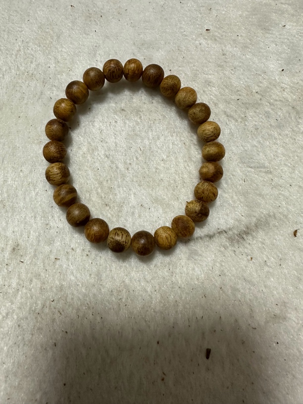 天然沉香黄油格料0.6单圈手串2.3克