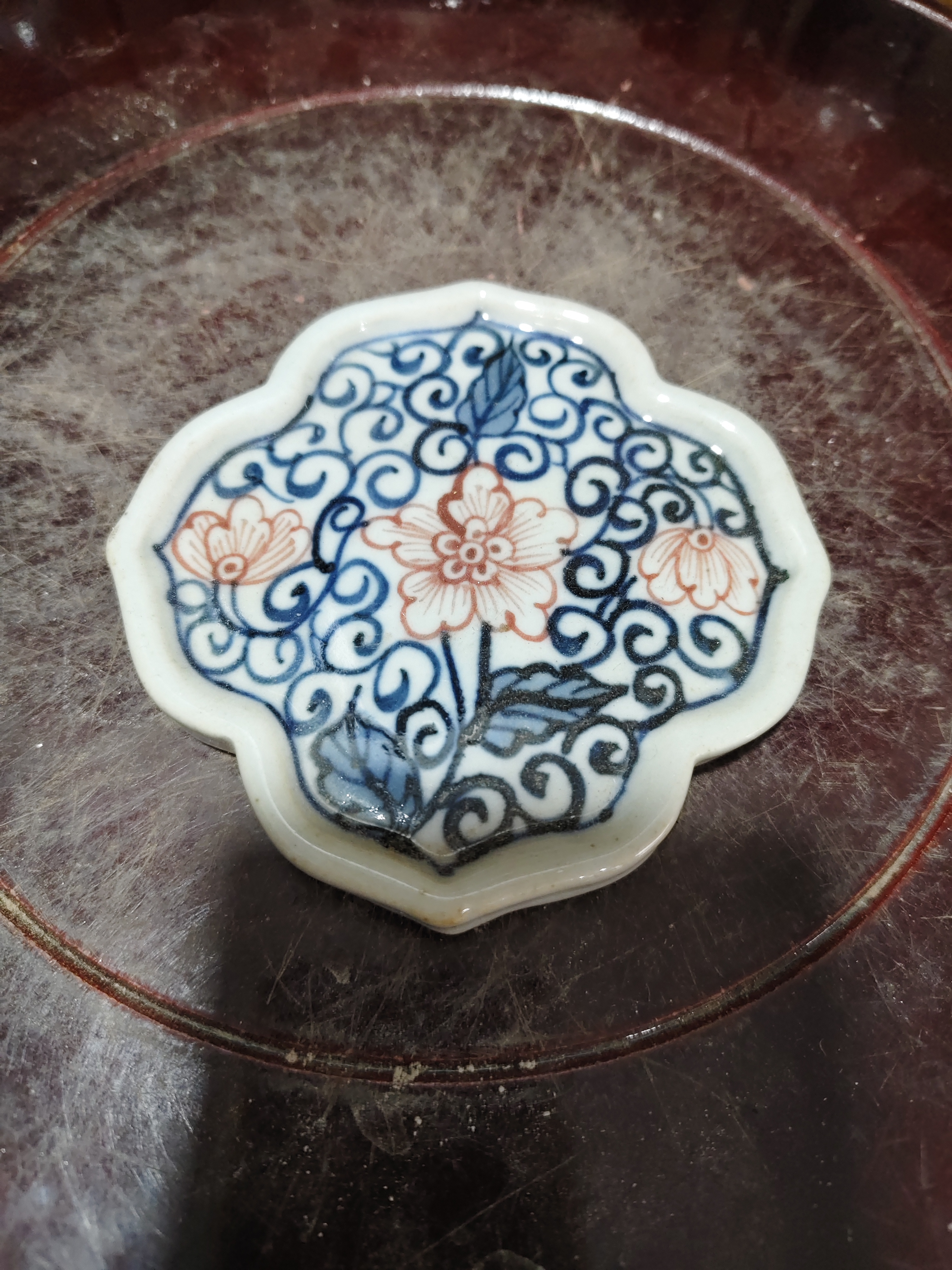 青花釉里红，壶撑一个