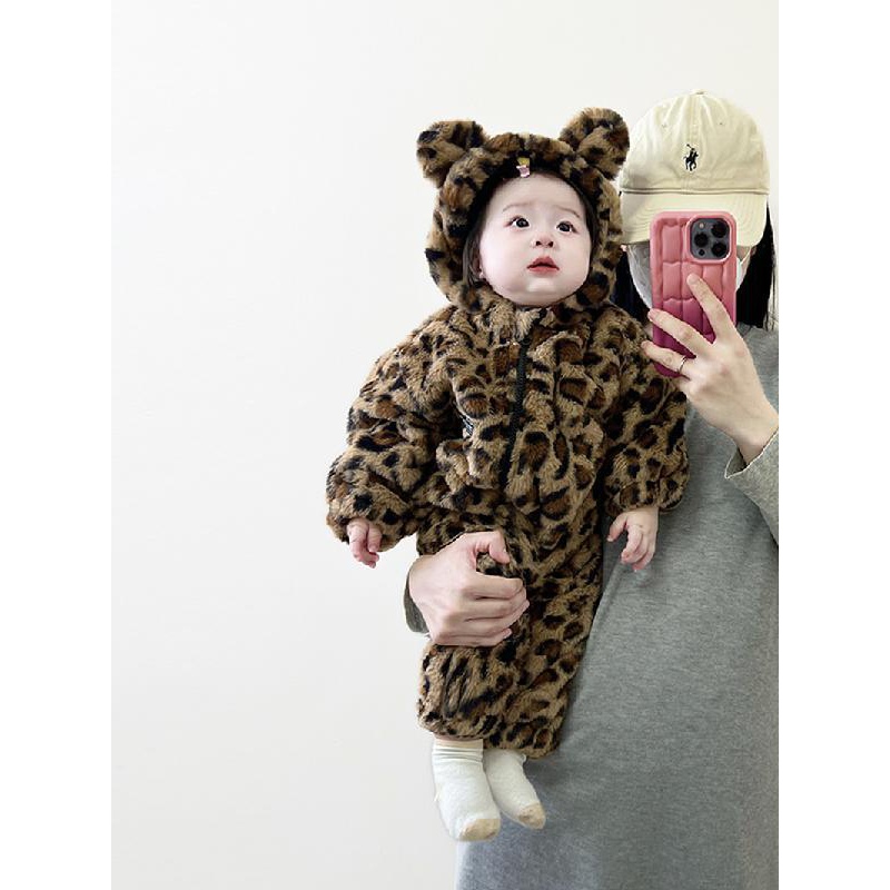 婴儿冬季衣服洋气可爱加绒连体衣加厚保暖衣宝宝超萌冬装外出服