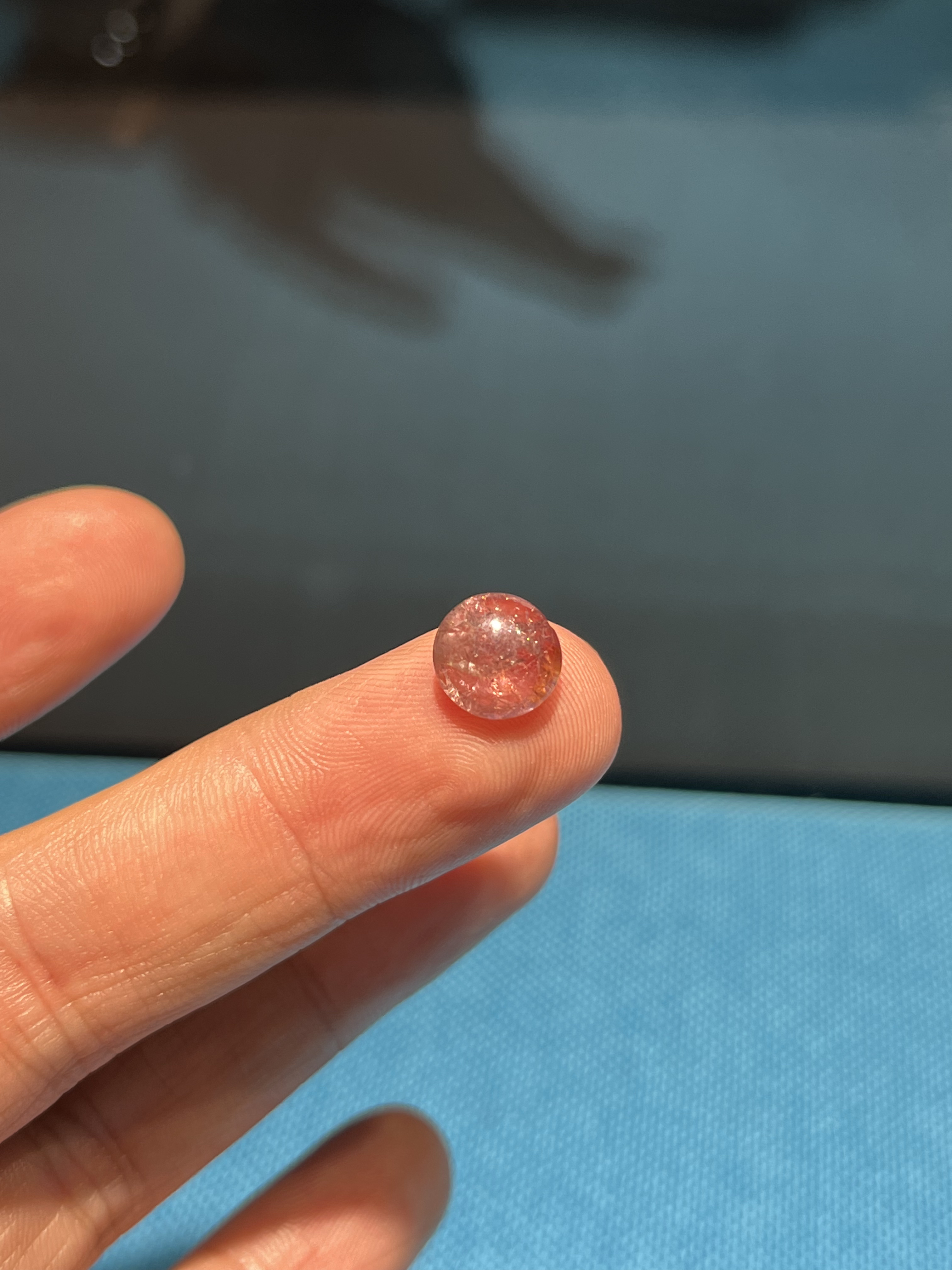 碧玺蛋面 颜色靓丽 一个邮费费用 几乎白送