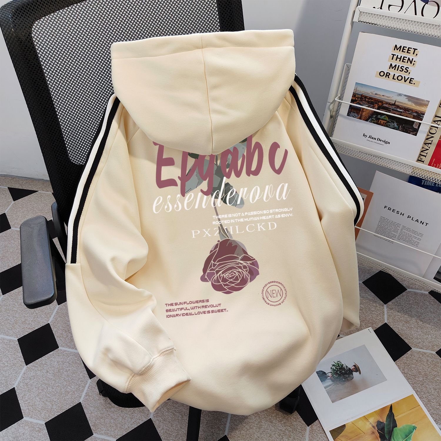 美式复古三条杠连帽卫衣女秋冬季加绒新款宽松杏色oversize上衣服