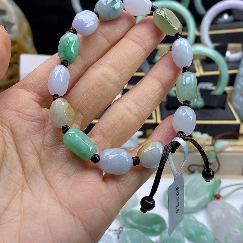 【闪购商品】翡翠颈饰未镶嵌