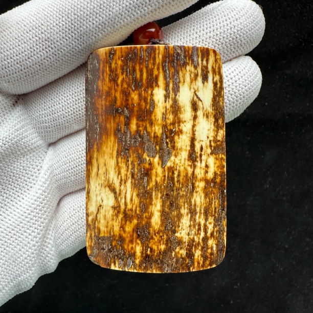 P3677天然猛犸牙 无事牌 36.6*57*14.5mm支持鉴定 假一罚四