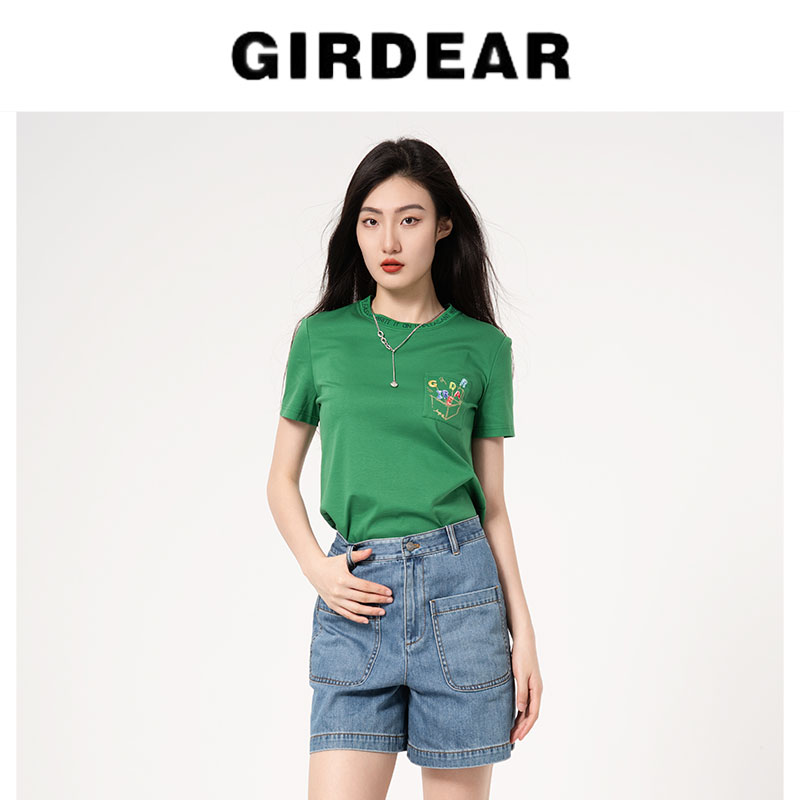 GIRDEAR/哥弟夏季新款时尚百搭舒适纯棉快乐时光休闲T恤女1300343