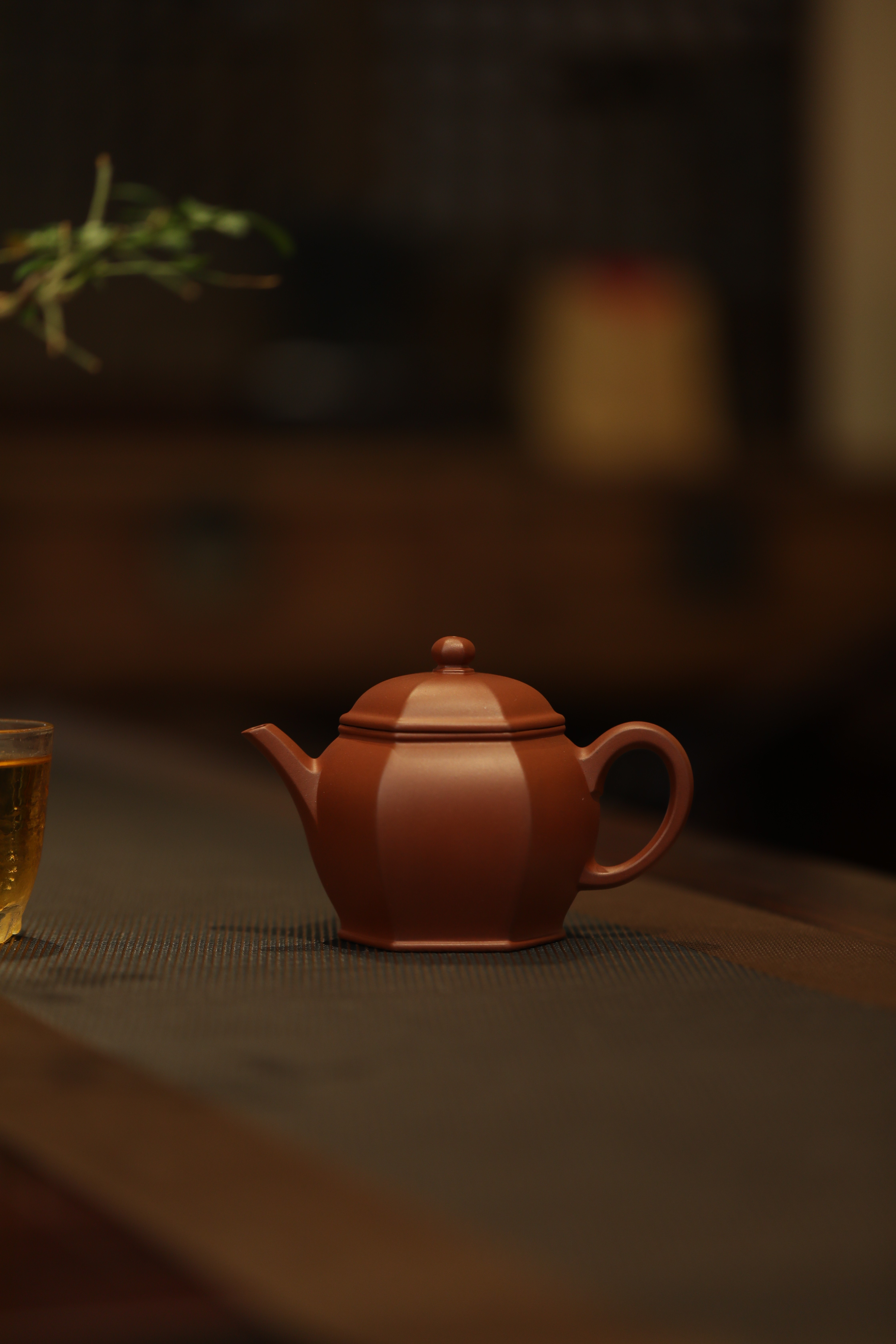 马帅（陈岗弟子）《宫灯》红线价格，红皮龙200cc全手工宜兴紫砂