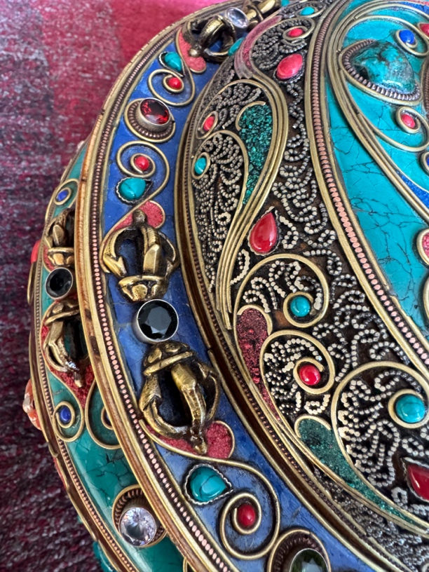 尼泊尔手工木制镶嵌宝石食品盒