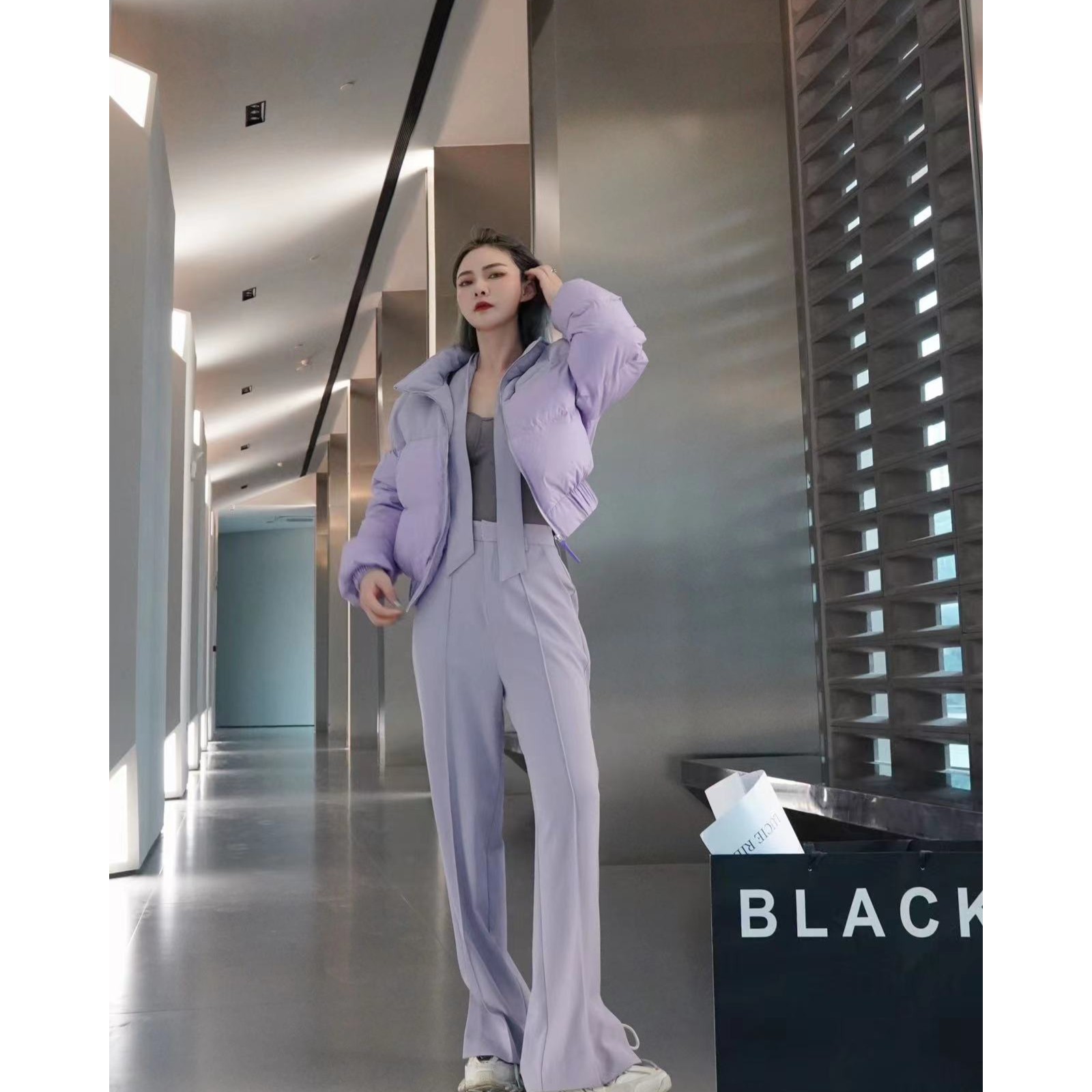 nado原创【赫本】 后领飘带90白鸭羽绒服拼接立领长袖短款