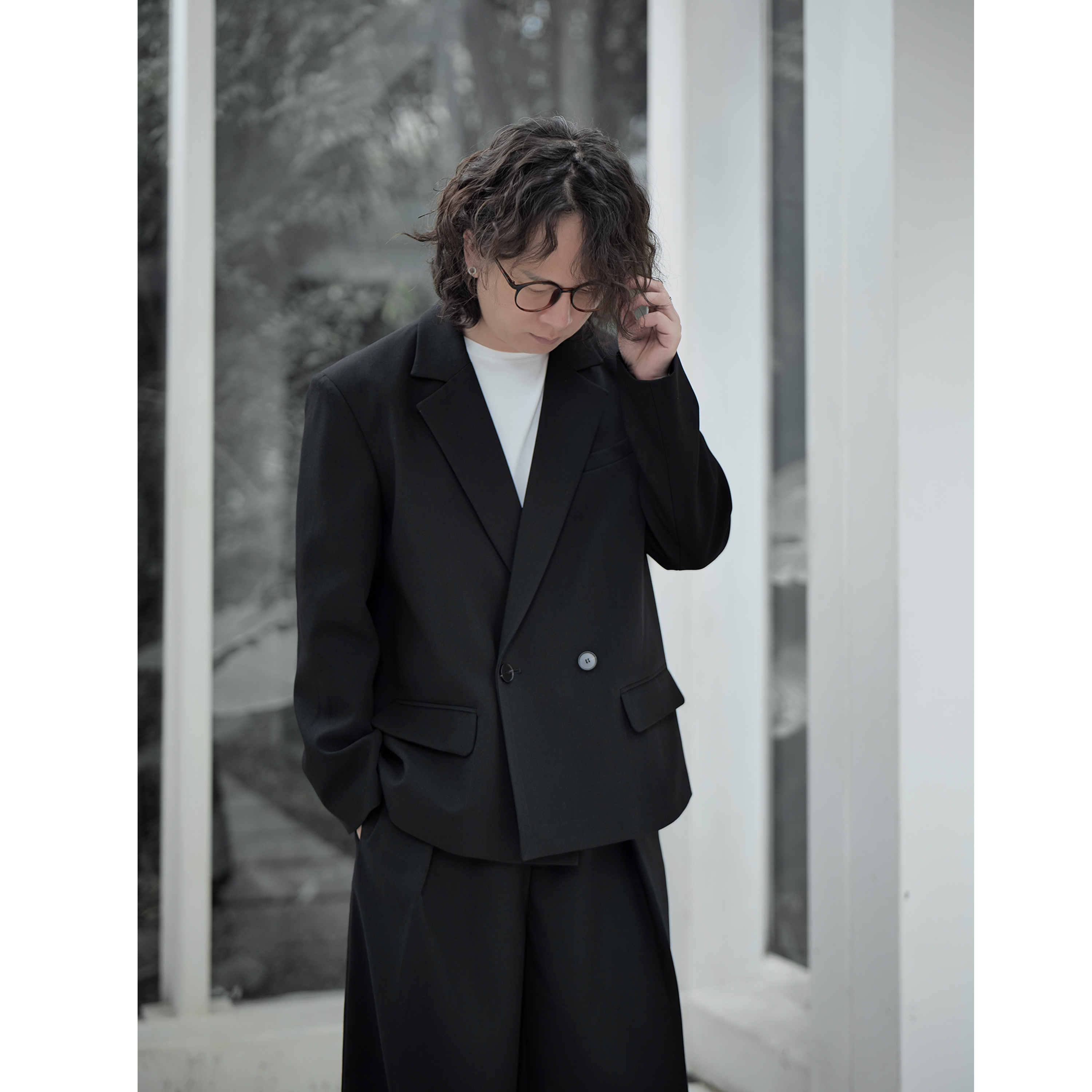 两颗扣短款西装男女春秋小个子潮流时尚百搭西服外套XF2410-3