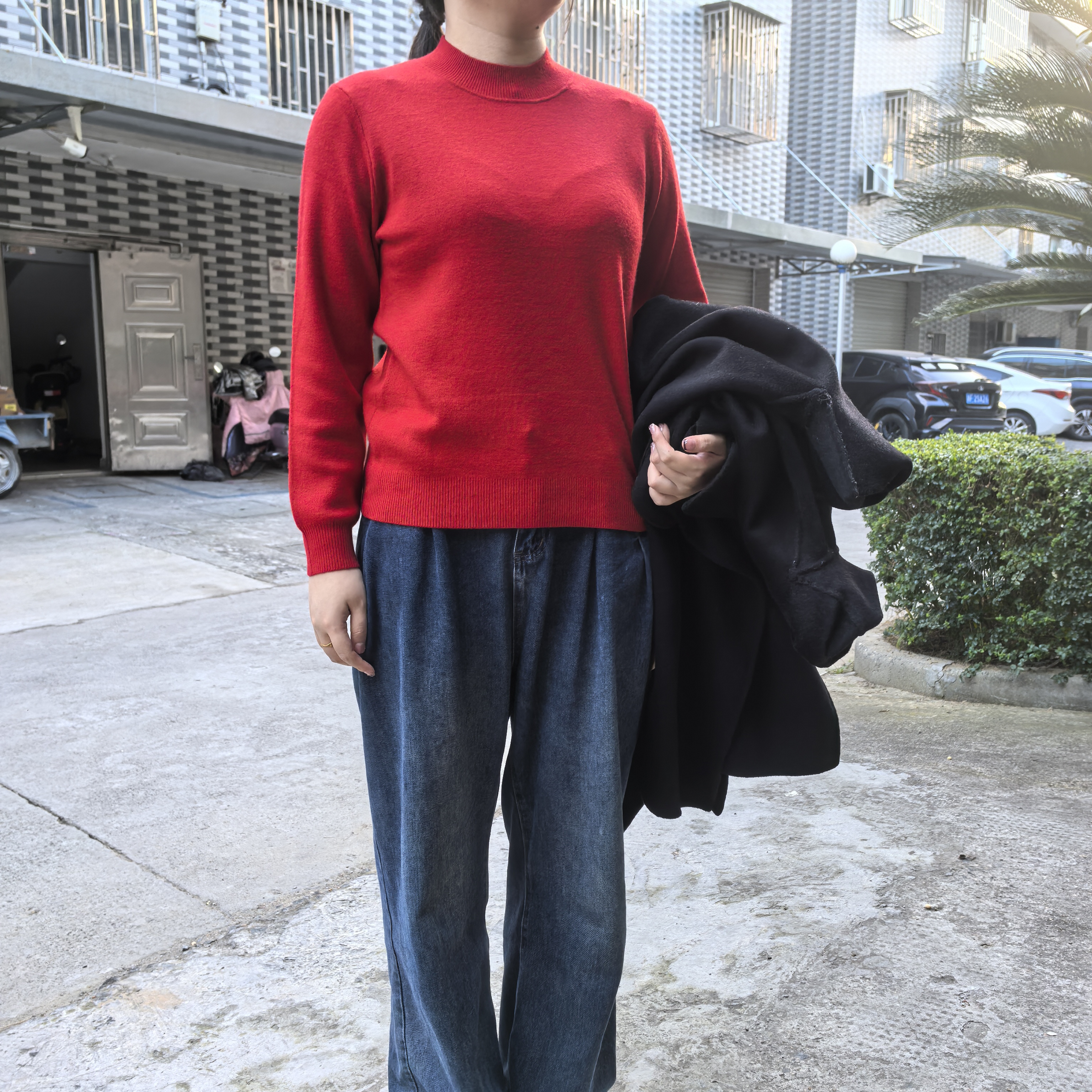 （帛贸羊绒330克左右）十六针女士四平加厚中领净色羊绒衫