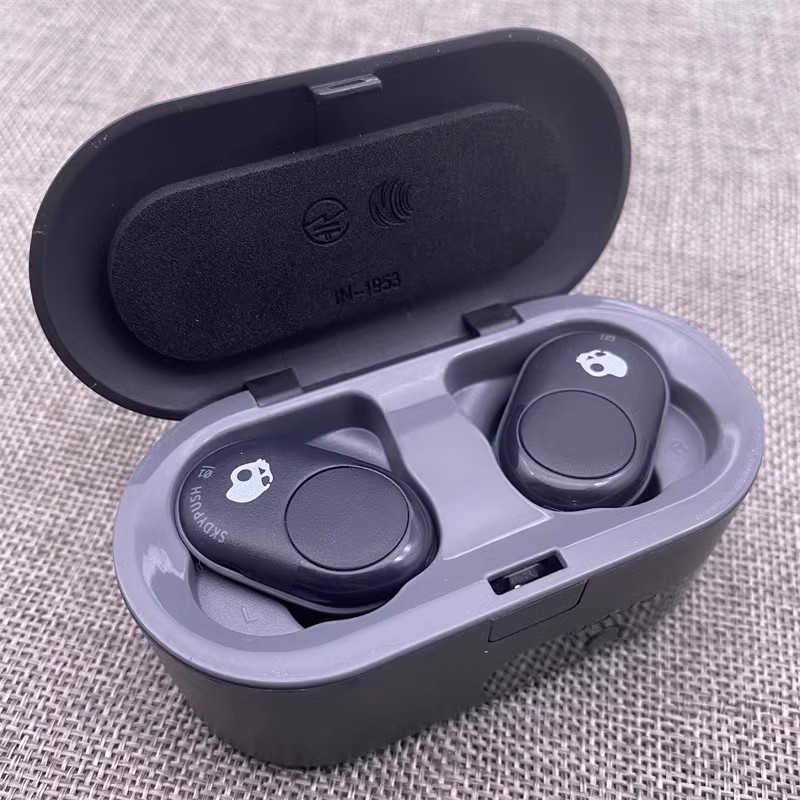 9新  skullcandy PUSH 骷髅头无线蓝牙耳机跑步入耳式狂甩不掉