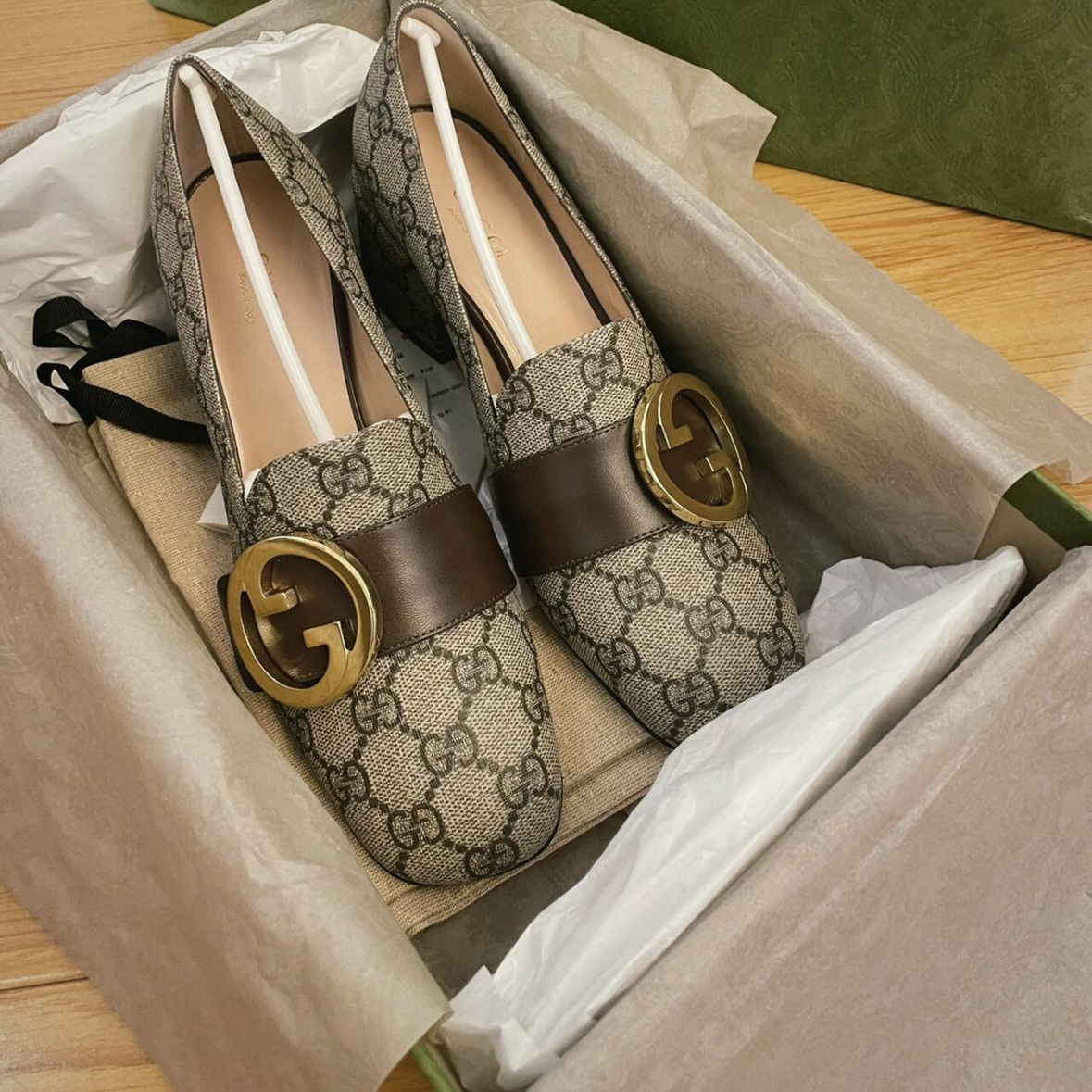 未使用 GUCCI/古驰 2591019带盒 古驰Gucci 老花踩跟乐福皮鞋 