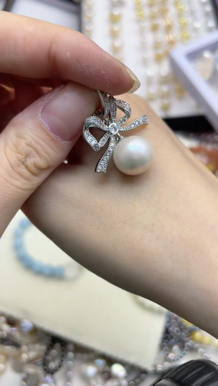 【闪购商品】淡水珍珠46未镶嵌万能扣*吊坠