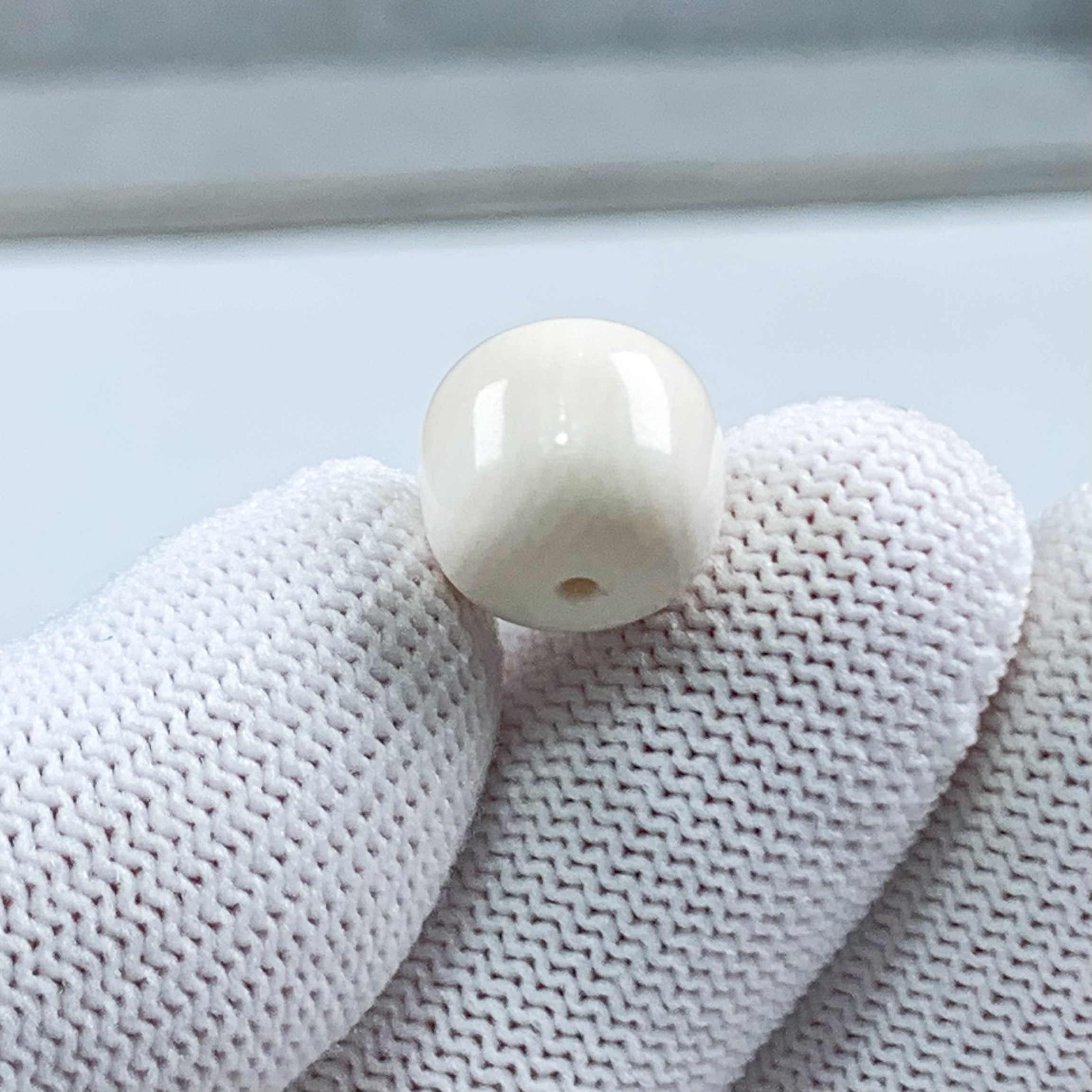 《三姐文玩》猛犸牙冰料 原色老型单颗桶珠 10+mm