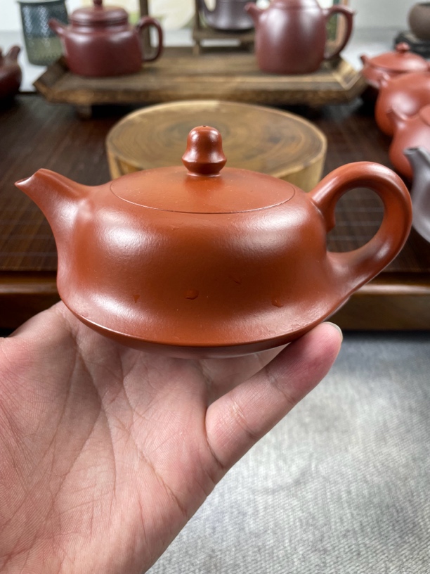 宜兴原矿紫砂壶朱泥手工曲壶200CC