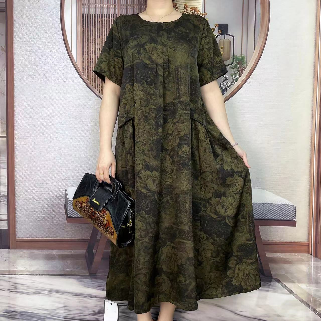 Q20075新款高级感圆领大版连衣裙