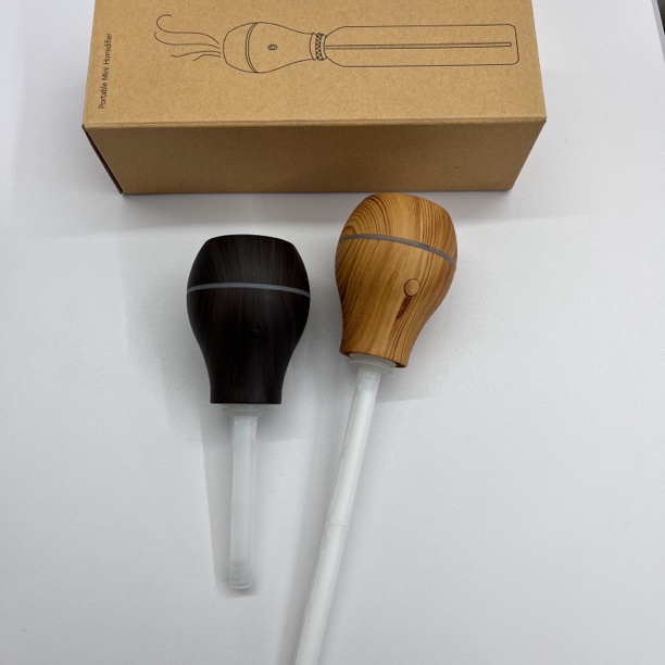 6.1*6.1*8cm 多功能便携瓶盖加湿器