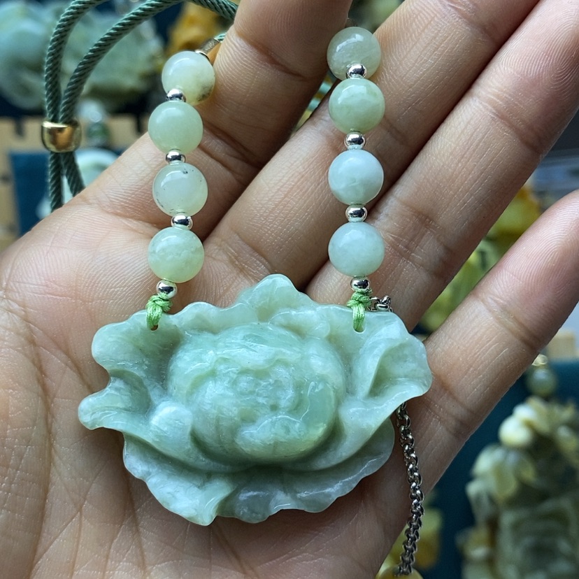 【闪购商品】蛇纹石玉挂件未镶嵌