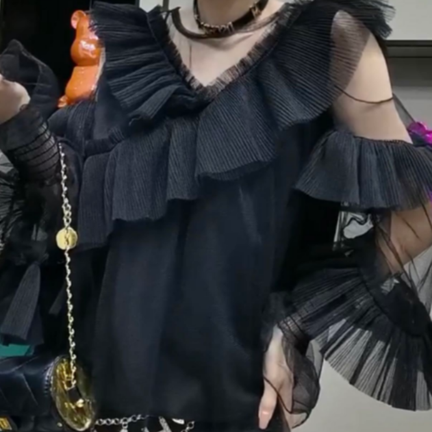 紫拉698#【气质多层菲子衫】