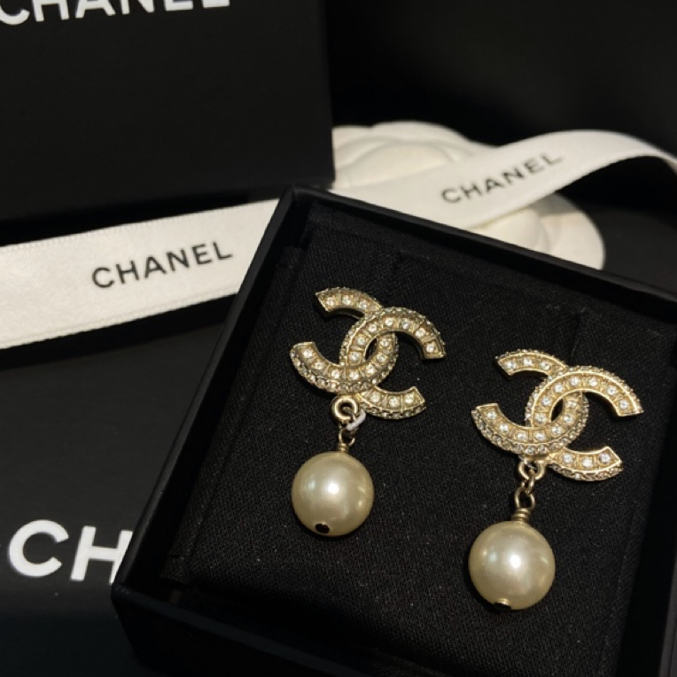 全新未使用 Chanel/香奈儿 百搭款小香风满钻珍珠款JS0001