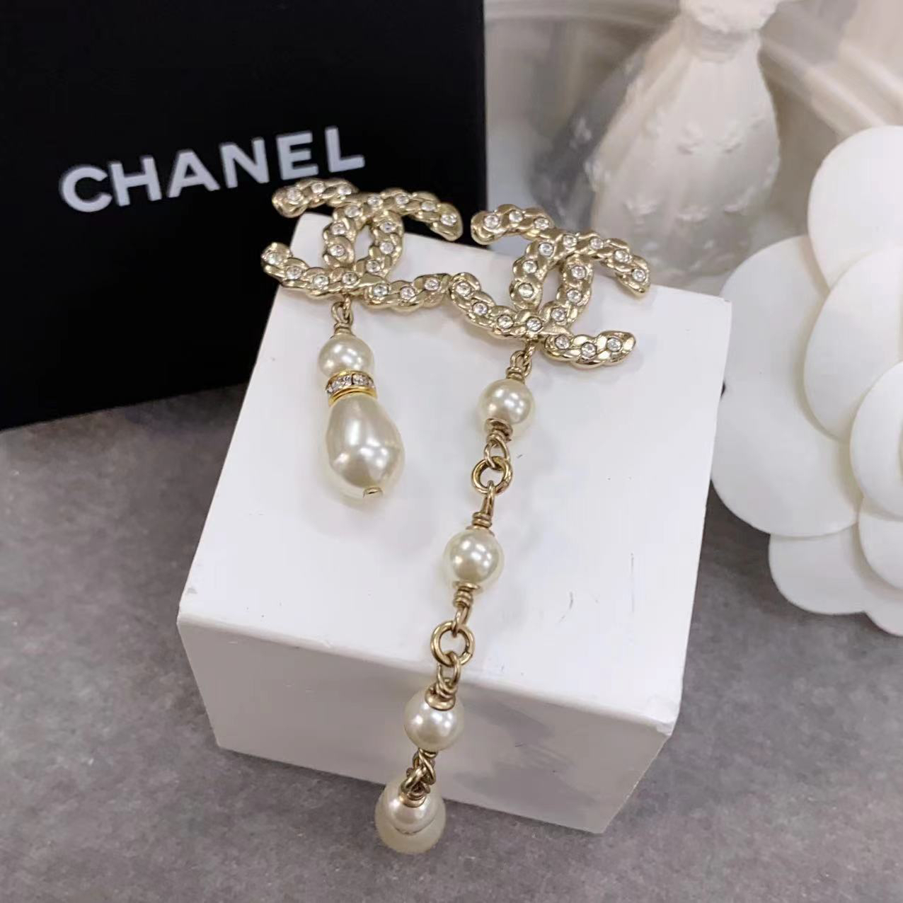 全新未使用 Chanel/香奈儿 百搭款巴洛克珍珠满钻耳钉LL0006气质