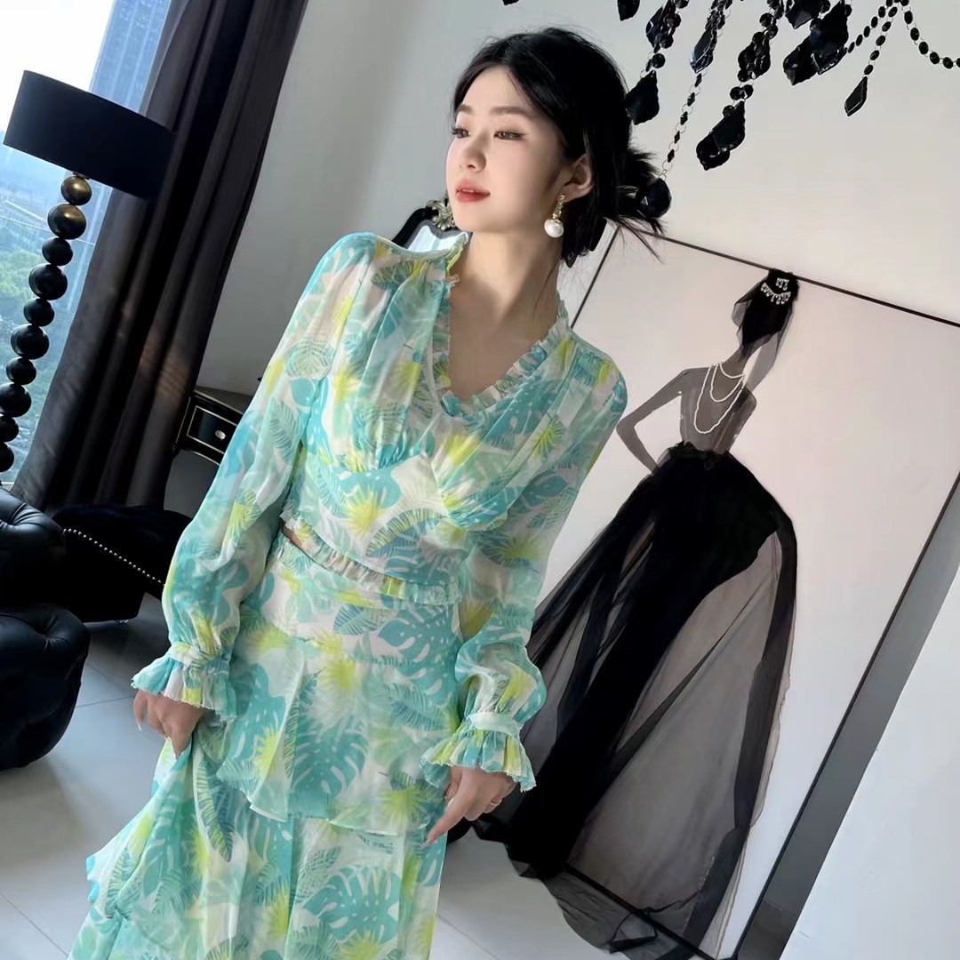 度假风多层桑蚕丝套装46