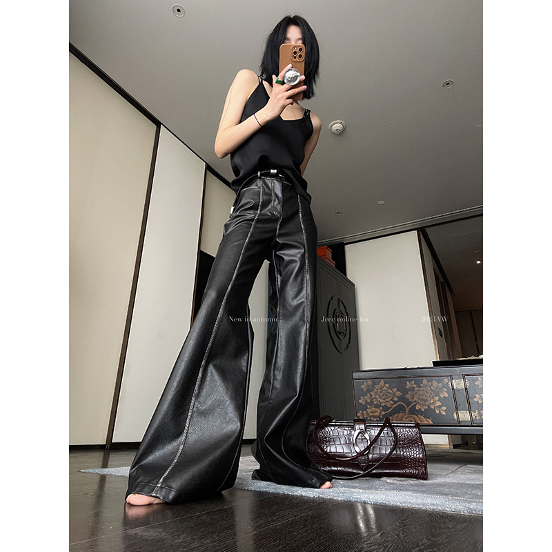 JCCC影子【Bella态度】黑色PU皮裤女高腰显瘦微喇设计裤子JE3FOK06