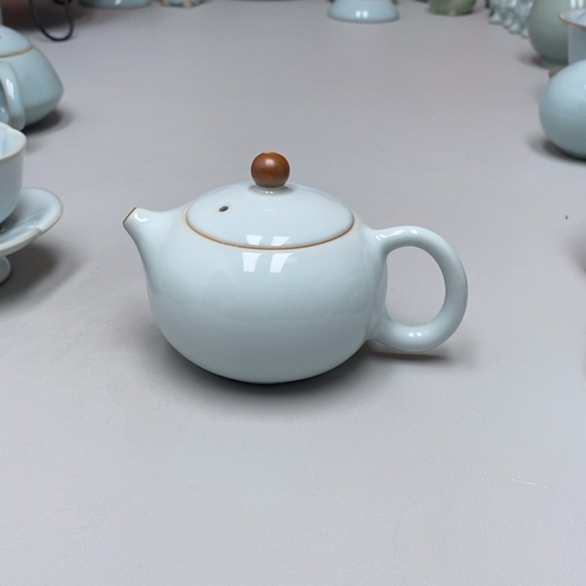 【闪购商品】瓷瓷月白