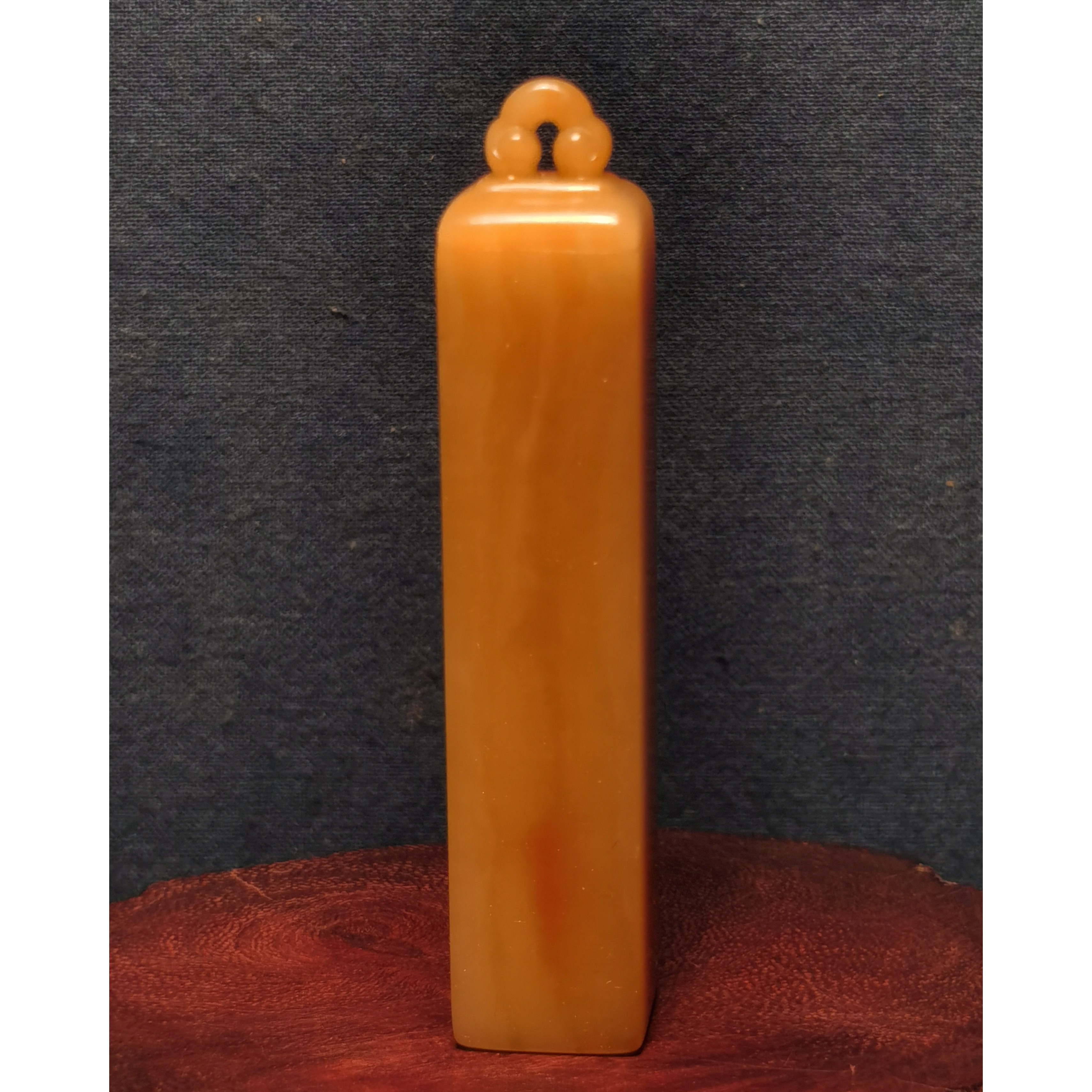 老坑夹板黄芙蓉如意笔钮