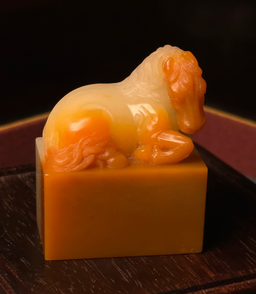 老坑夹板黄白寿山芙蓉石