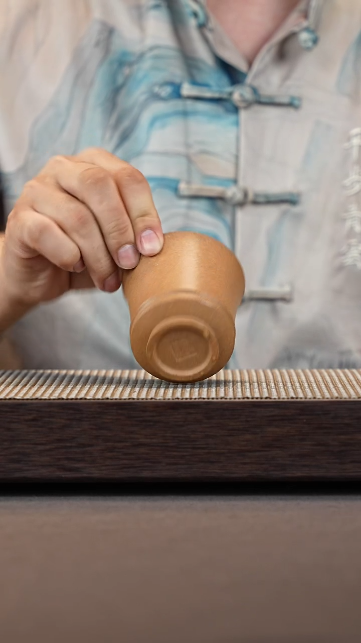 【闪购商品】紫砂茶壶压手杯 黄金段 高