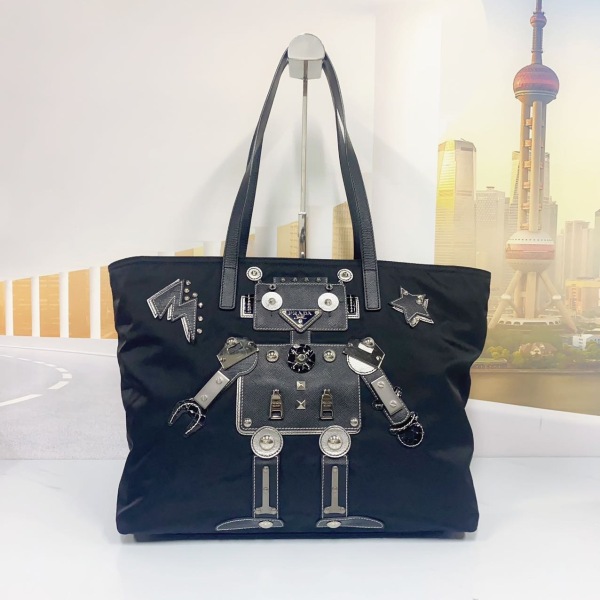 妃鱼/普拉达/95新/箱包/市场价15000/240723RN0023