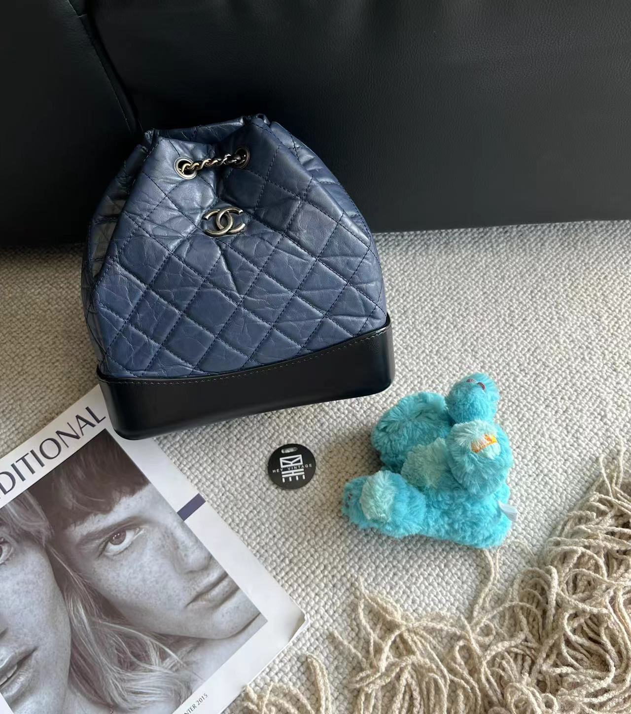 95新 Chanel/香奈儿 蓝黑拼色流浪双肩包 22cm 4737254 