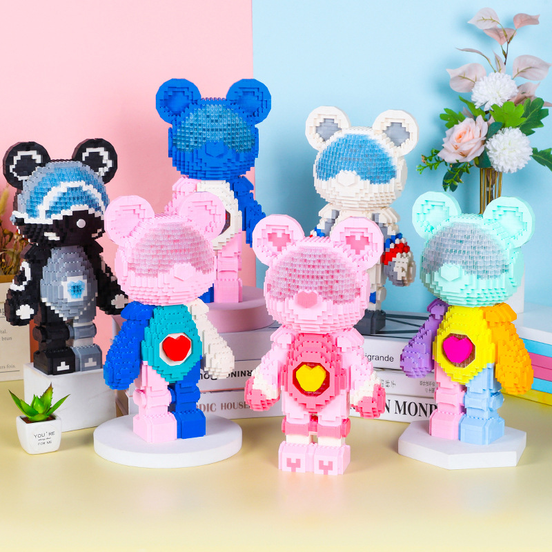 壹创意小方乐摆件装饰品客厅星际熊积木小颗粒玩具批发拼装玩具
