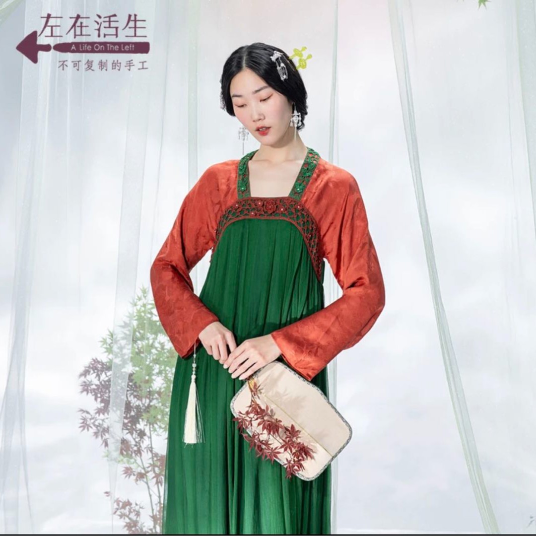 生活在左手工钩花复古汉服古风收腰显瘦长袖连衣裙子1913164