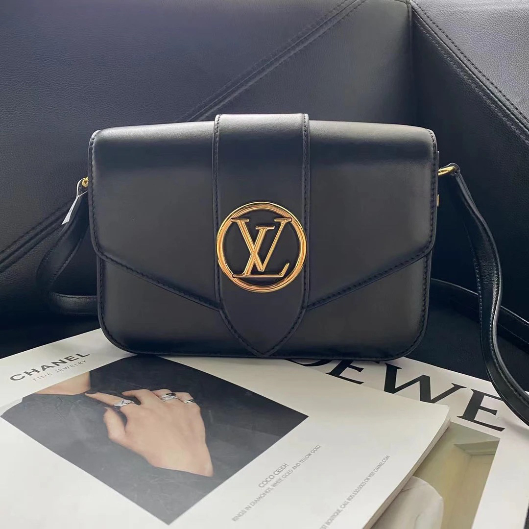 95新 LouisVuitton/路易威登 捐金沉珠/pont9系列box单肩包