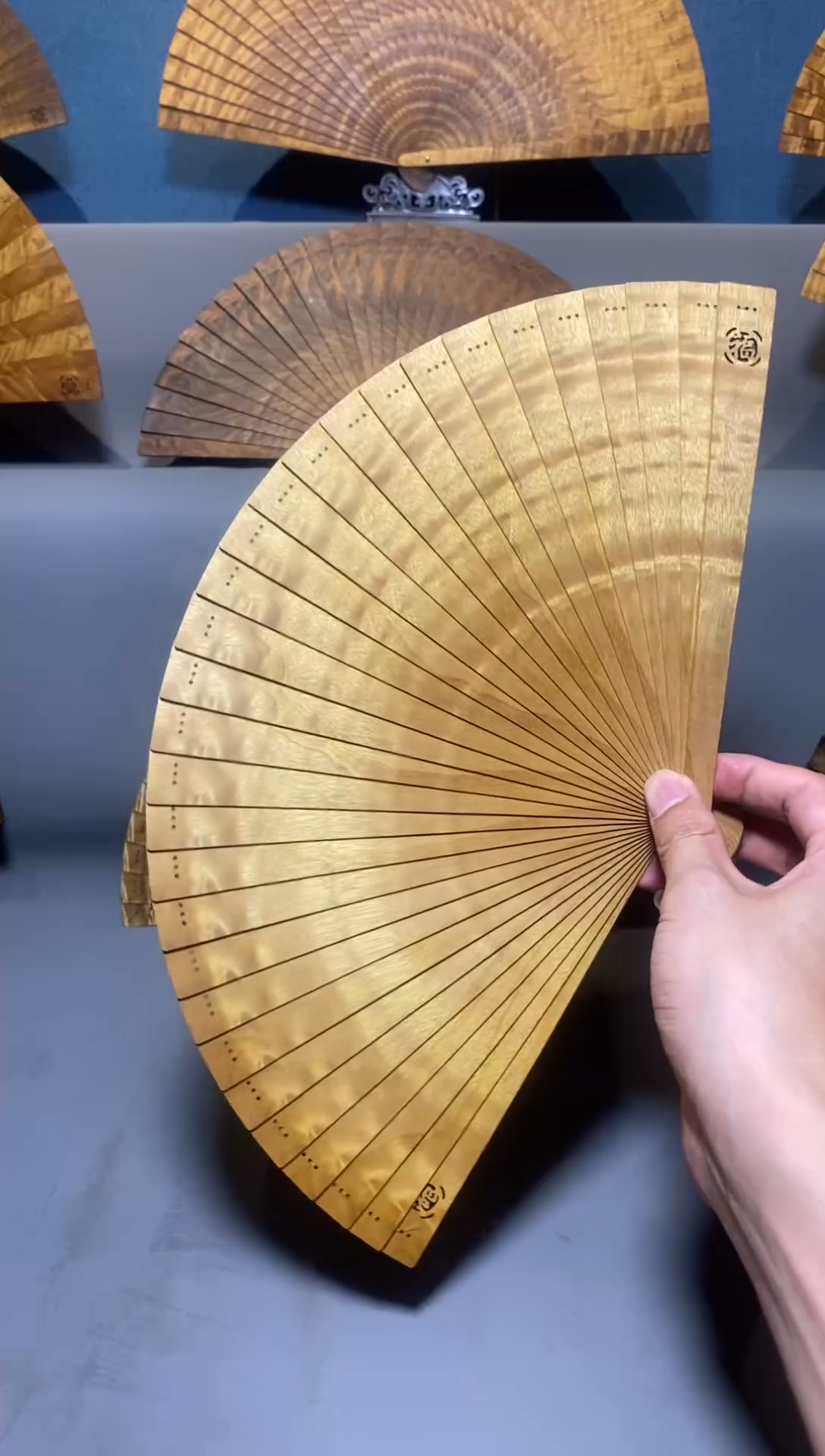 【闪购商品】乌木类端景台红木金丝楠木扇子饰品