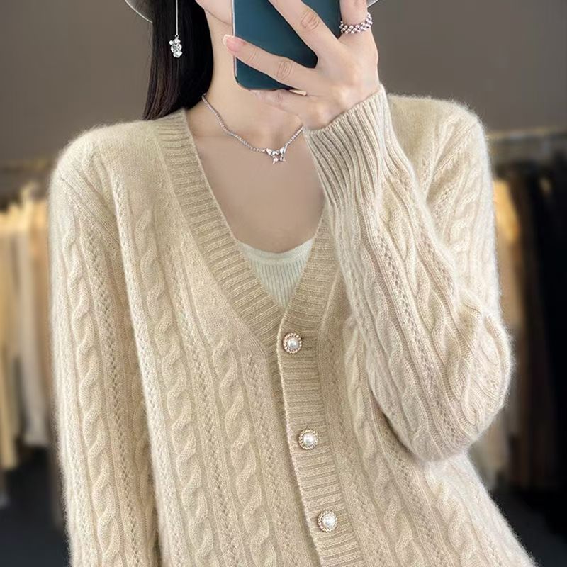 羊毛开衫女士毛衣针织外套显瘦气质百搭羊绒宽松加厚秋冬时尚纯色