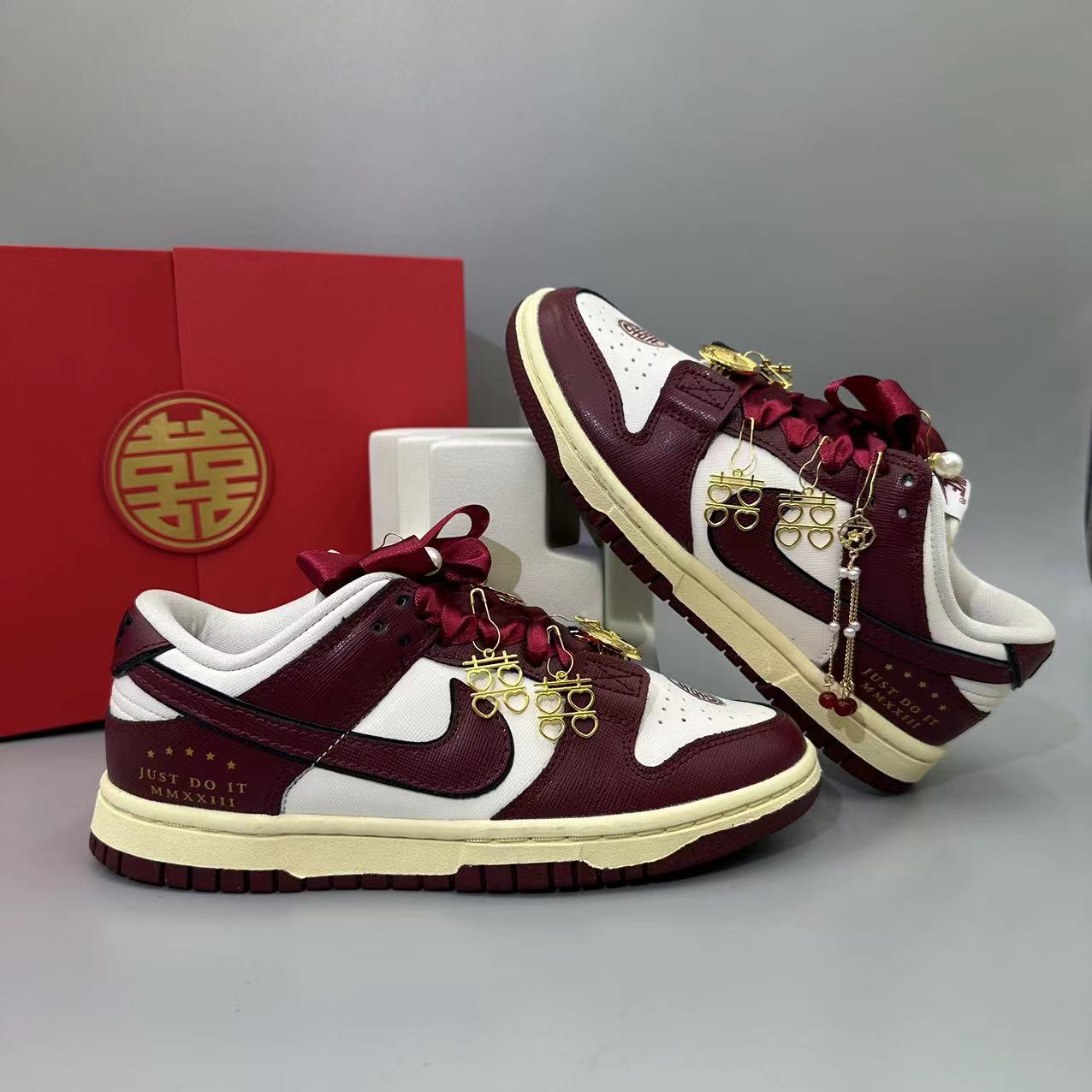 Nike耐克DunkLow金属扣低帮aj龙年婚鞋aj1正品板鞋 DV1160-101