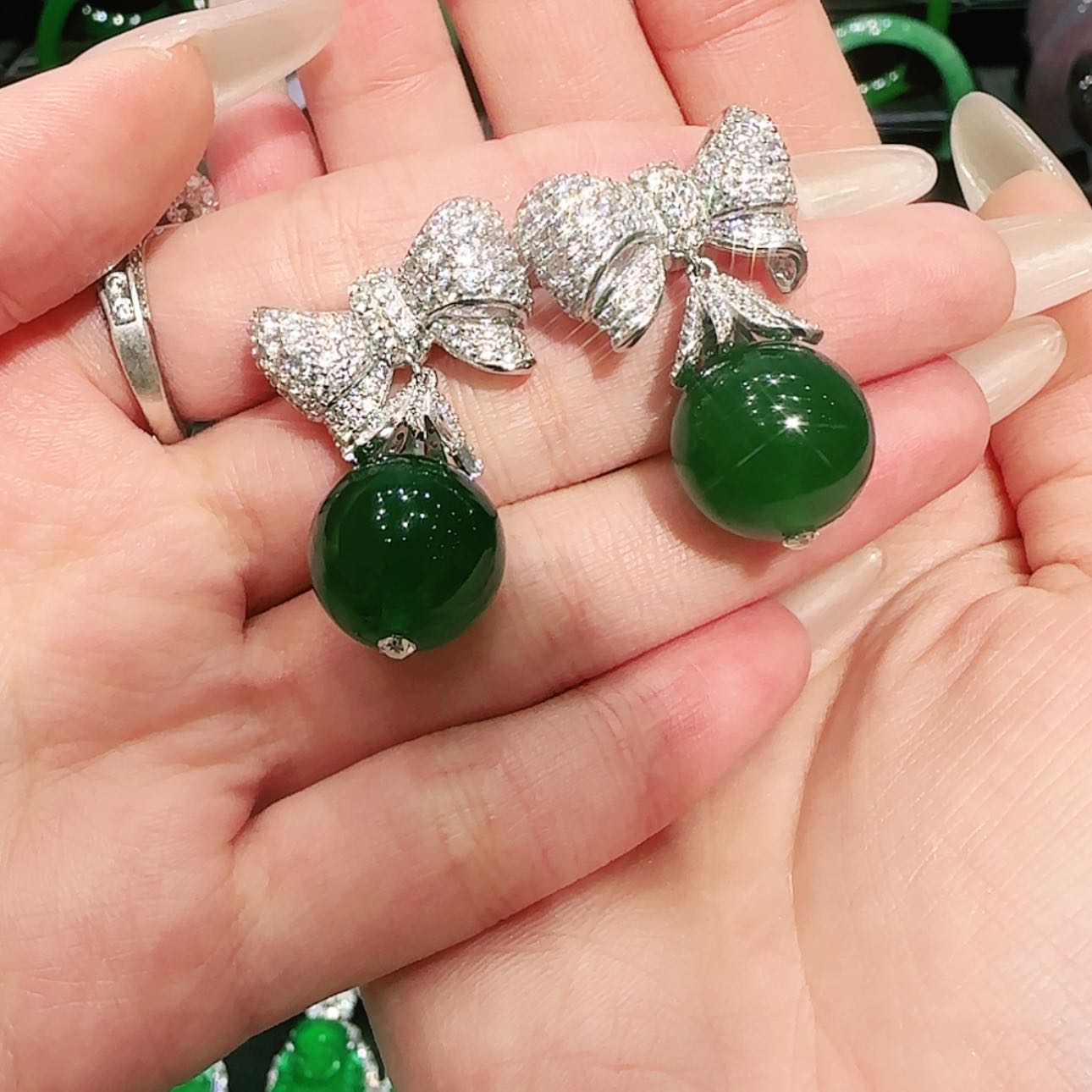 【闪购商品】玛瑙/玉髓耳钉未镶嵌老****贸