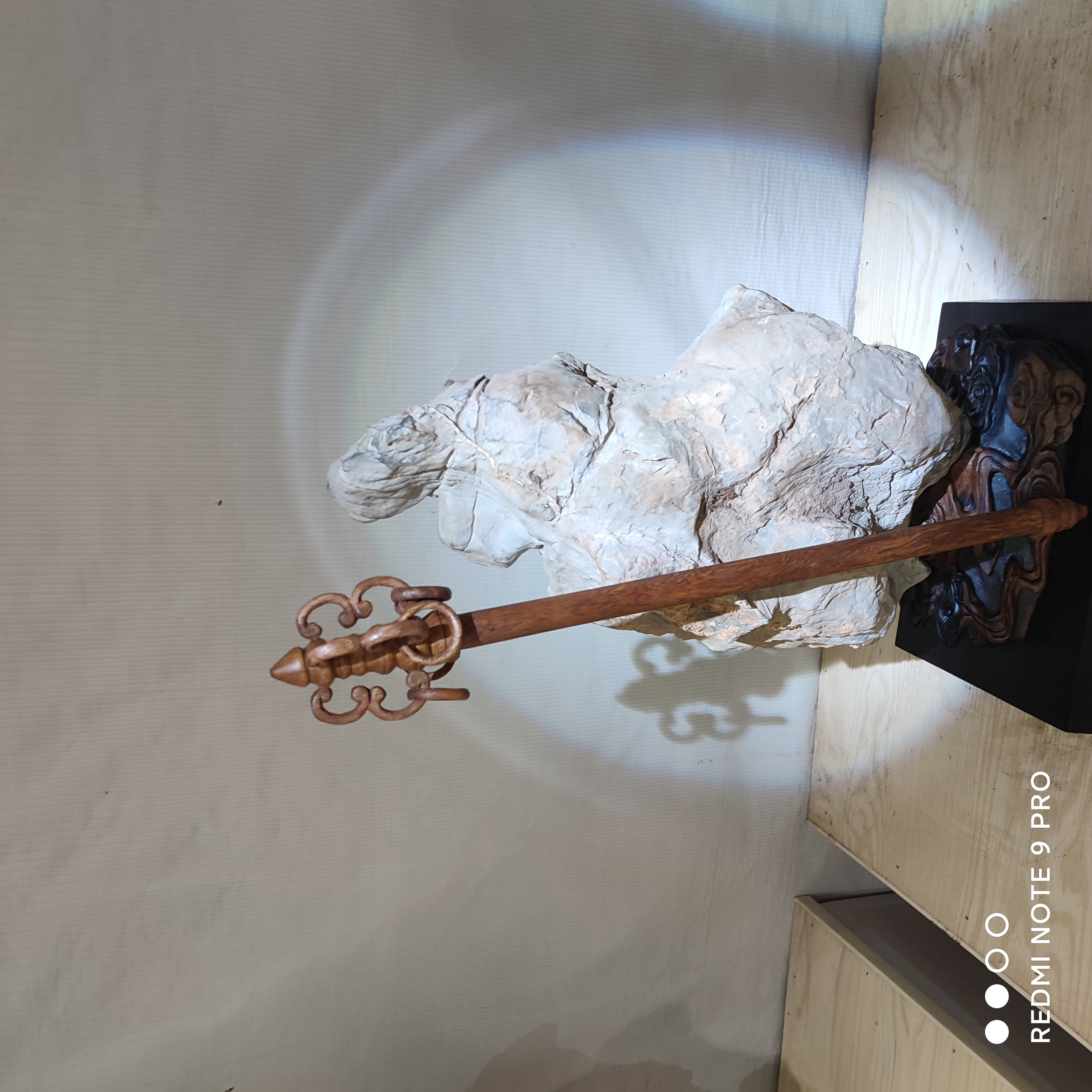 欣赏石灵璧奇石桌面工艺品老物件雕刻创意不包邮