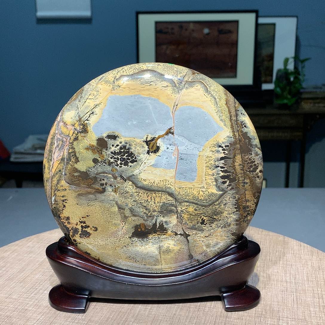 香樟木，广西国画石摆件