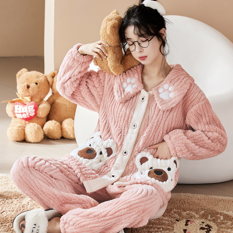 蜜桃粉小熊秋冬甜美可爱长袖家居服套装女士睡衣宽松加绒冬天
