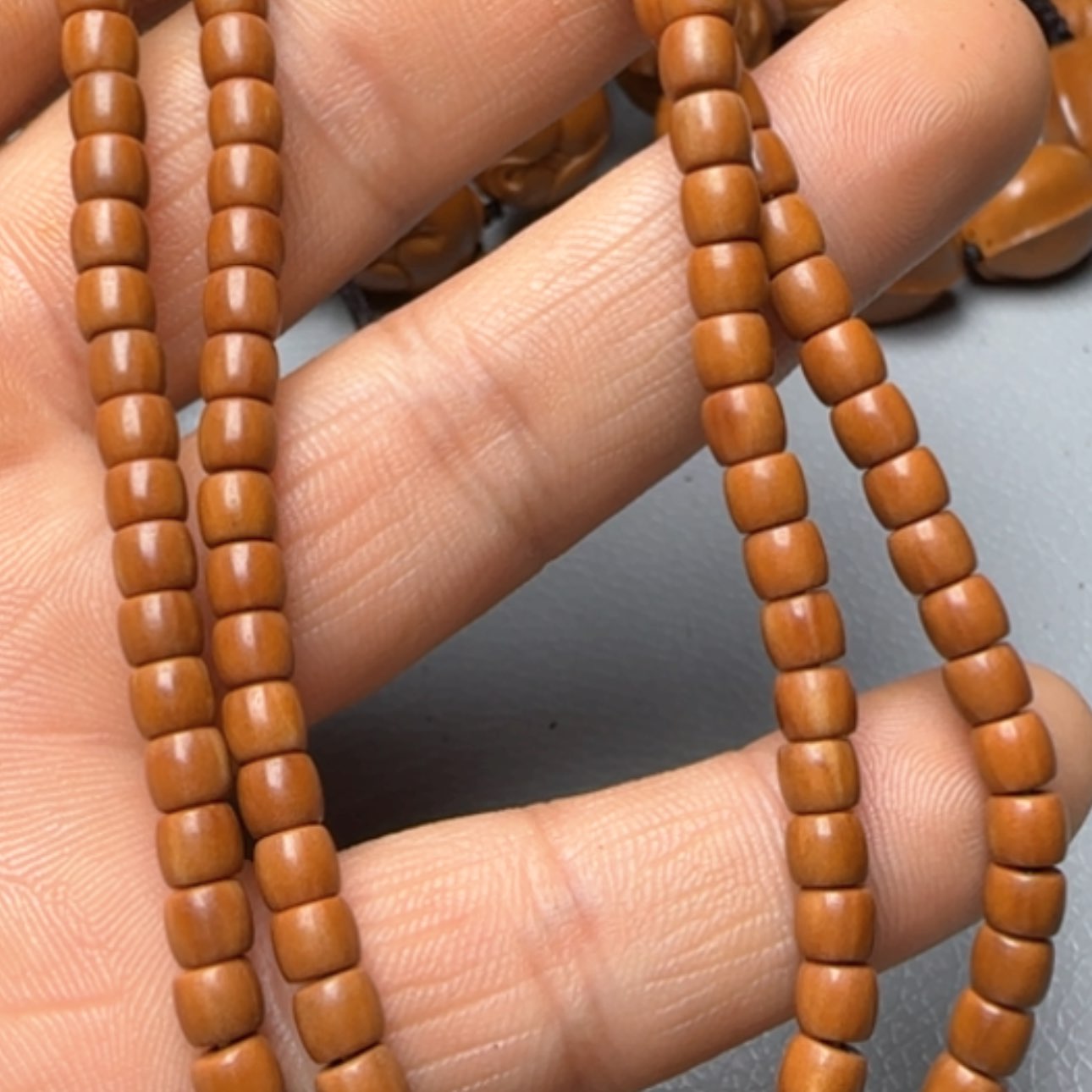 【闪购商品】橄榄核手串青****轩