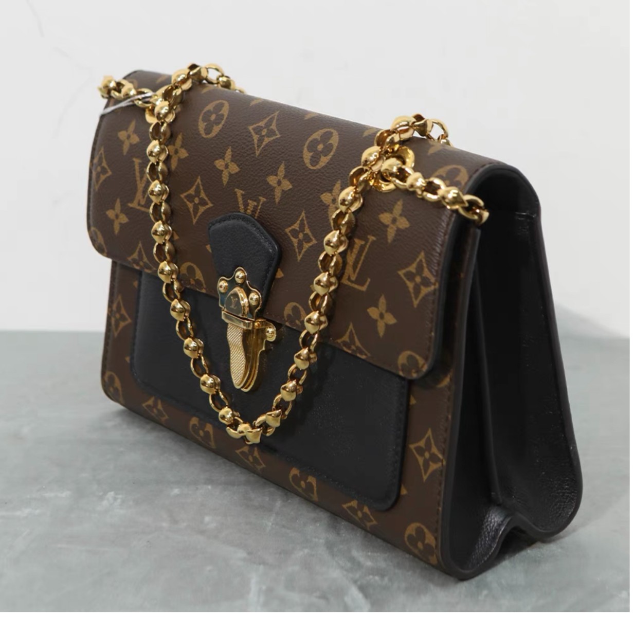 95新 LouisVuitton/路易威登 LV 维多利亚 链条包 斜挎包 嘉莉